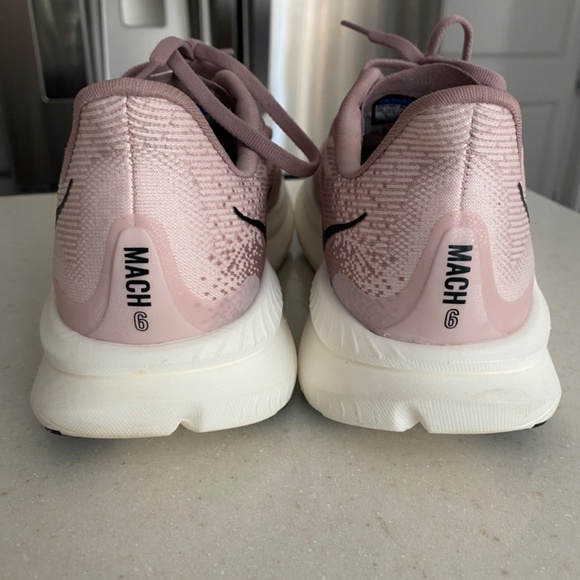 Hoka Mach 6 Cosmic Pearl/Quartzite Women's Size 8 - Picture 2 of 7